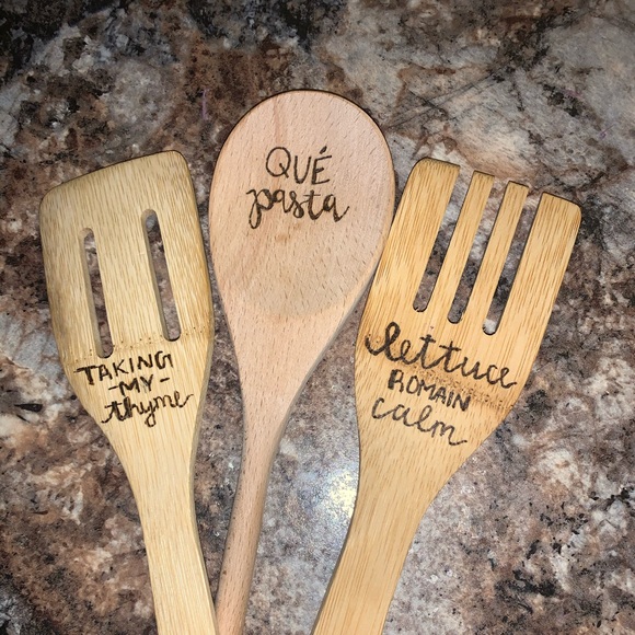 Wood burned spoons - Picture 1 of 1